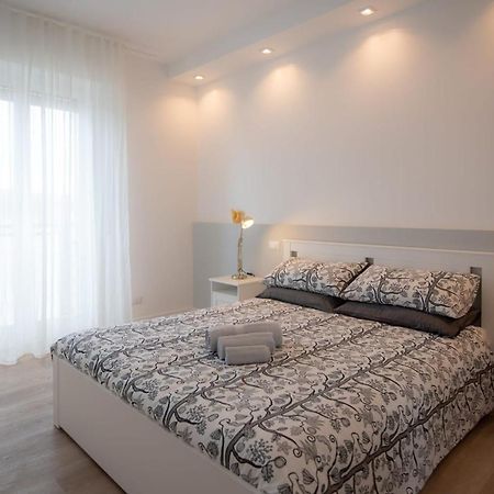 Welcome To Mi - Attico Metro M1 Milan Exterior photo